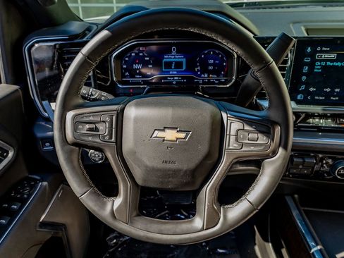 Used 2025 Chevrolet Silverado 2500 High Country w/ High Country Premium Package image 18