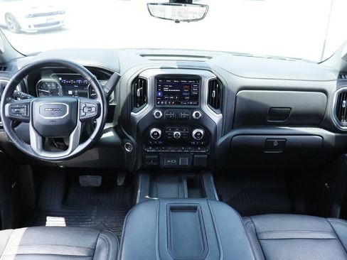 Used 2020 GMC Sierra 2500 Denali w/ Denali Ultimate Package AWD/4WD image 18