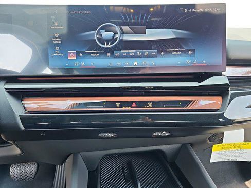 New 2026 BMW 540i xDrive image 24