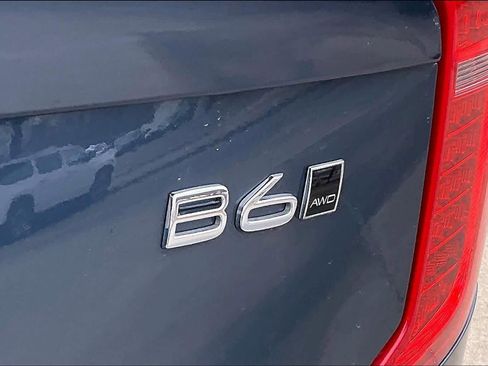 Used 2024 Volvo XC90 B6 Ultimate w/ Lounge Package image 10