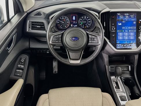 Used 2024 Subaru Ascent Premium w/ Convenience Package image 16