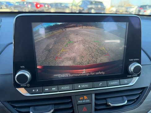 Certified 2024 Nissan Altima 2.5 SV image 29