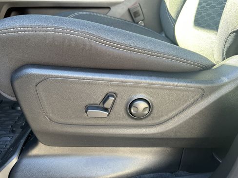 New 2026 RAM 1500 4x4 Crew Cab image 14