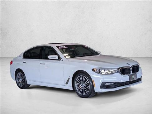 Used 2018 BMW 530e RWD image 3