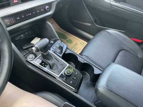 Certified 2023 Kia Sportage EX AWD/4WD image 24