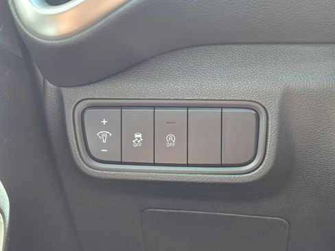Used 2023 Kia Soul LX FWD image 15