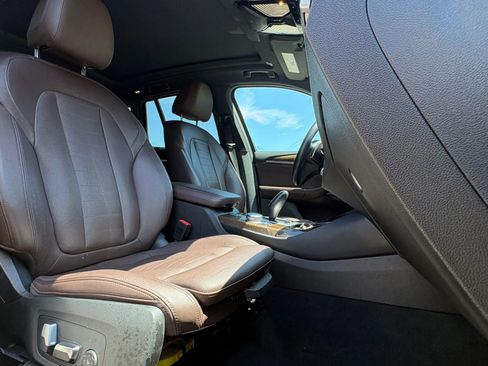 Used 2019 BMW X3 xDrive30i w/ Premium Package AWD/4WD image 31