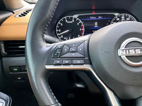 Used 2024 Nissan Sentra SV w/ SV Premium Package FWD image 23