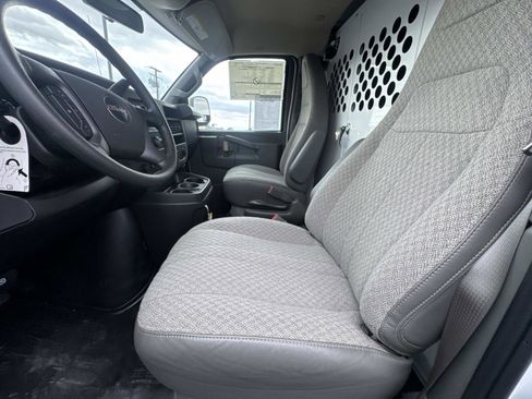 New 2025 GMC Savana 2500 w/ Driver Convenience Package RWD image 16