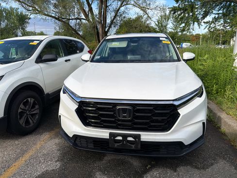 Used 2023 Honda CR-V EX-L image 6