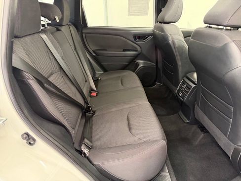 Used 2025 Subaru Forester Premium w/ Convenience Package #2 AWD/4WD image 24