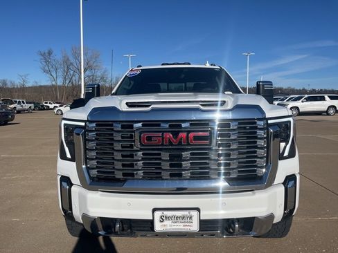 Used 2024 GMC Sierra 2500 Denali w/ Denali Reserve Package image 11