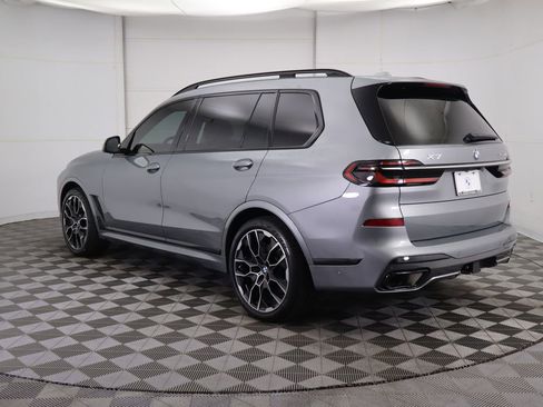 Certified 2023 BMW X7 xDrive40i w/ Executive Package image 7