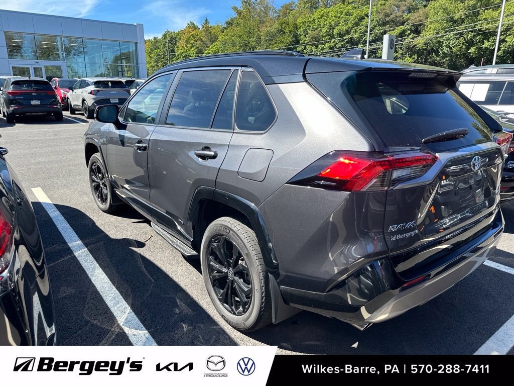 Used 2024 Toyota RAV4 XSE w/ Weather Package AWD/4WD image 6