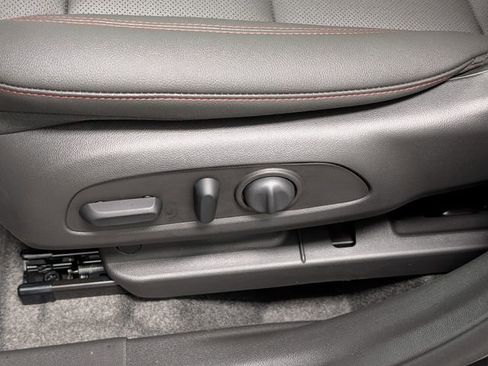 New 2026 Chevrolet Trax RS w/ Sunroof Package image 12