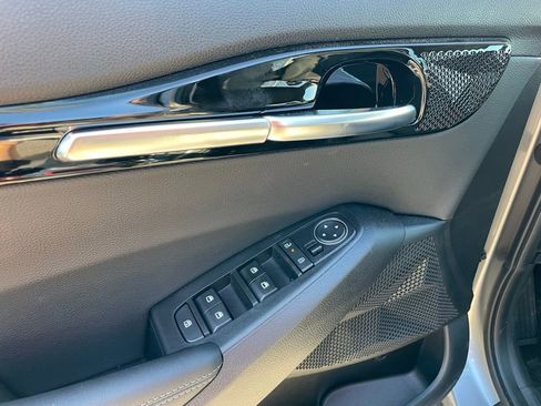 New 2026 Kia Seltos S FWD image 11