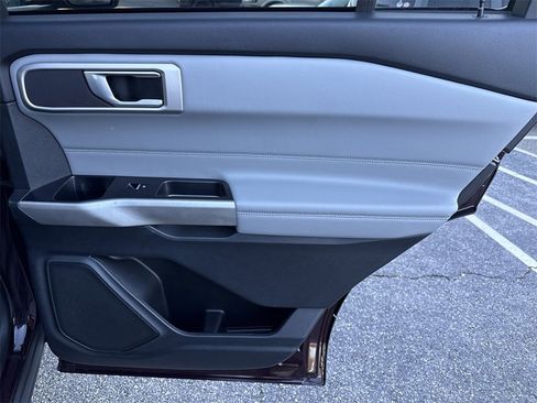 Used 2023 Ford Explorer XLT w/ Equipment Group 202A image 17