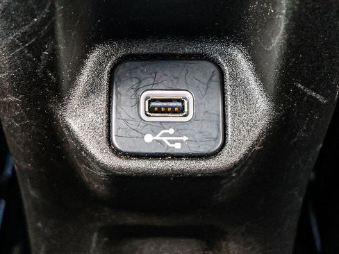 Used 2023 Jeep Renegade Trailhawk image 46