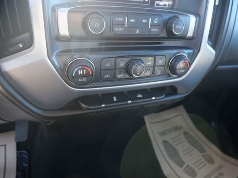 Used 2018 GMC Sierra 1500 SLE w/ SLE Value Package image 15