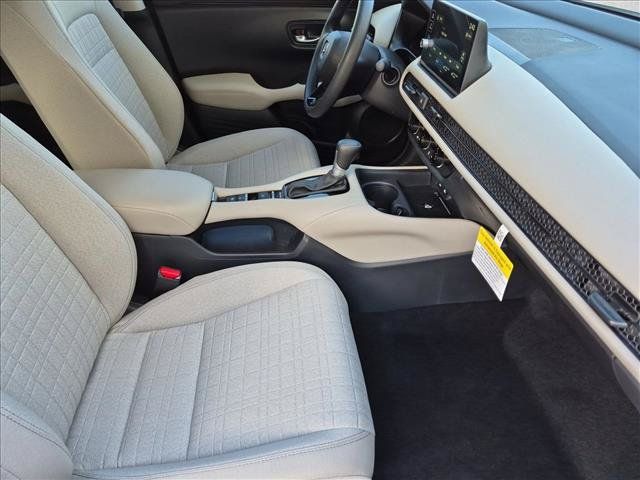 Certified 2027 Honda HR-V LX image 19