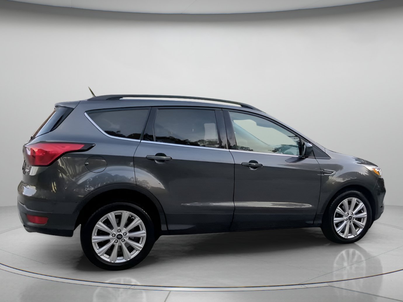 Used 2019 Ford Escape SEL FWD image 30