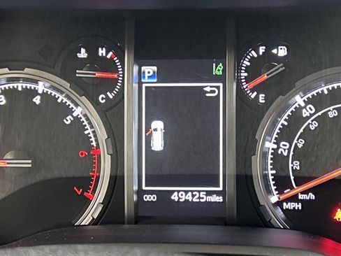Used 2023 Toyota 4Runner Limited AWD/4WD image 22