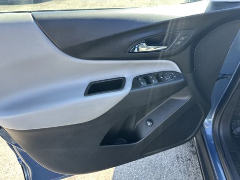 Certified 2024 Chevrolet Equinox LT image 8