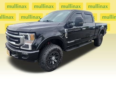 Used 2020 Ford F350 Platinum w/ Tremor Off-Road Package AWD/4WD image 14