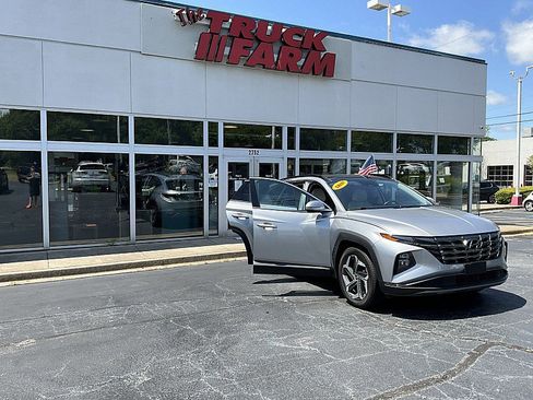 Used 2024 Hyundai Tucson Limited FWD image 13
