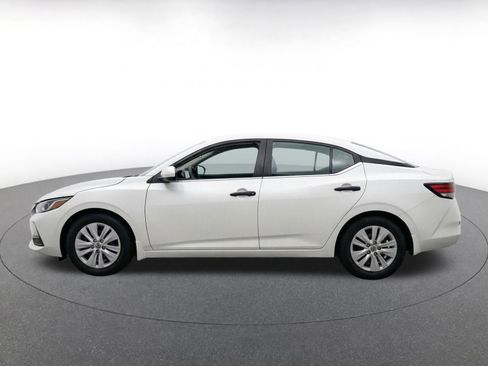Used 2025 Nissan Sentra S FWD image 4