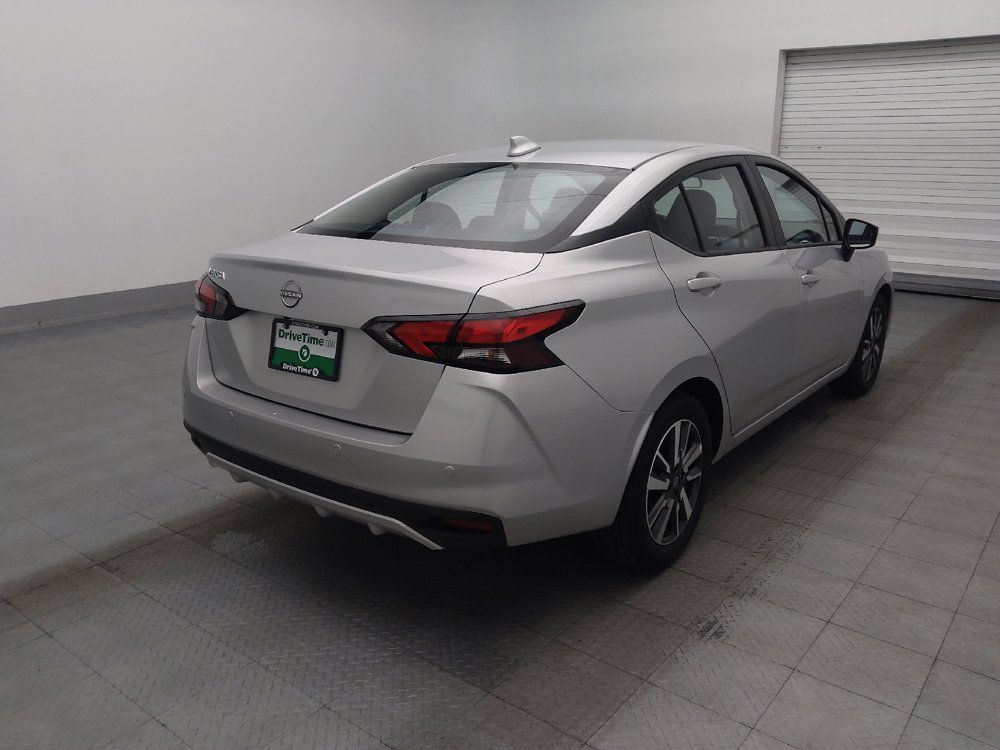 Used 2025 Nissan Versa SV FWD image 9