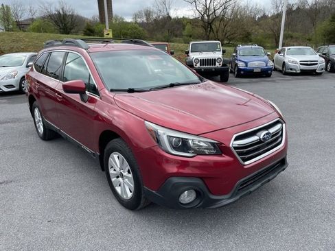 Used 2018 Subaru Outback 2.5i Premium image 2