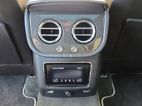 Used 2021 Bentley Bentayga Speed image 35
