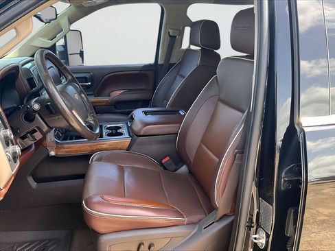 Used 2016 Chevrolet Silverado 3500 High Country w/ Duramax Plus Package AWD/4WD image 18