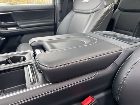 New 2026 Ford Expedition Max Platinum image 19