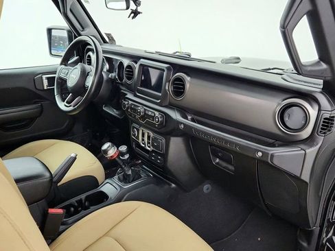 Used 2021 Jeep Wrangler Sport image 25