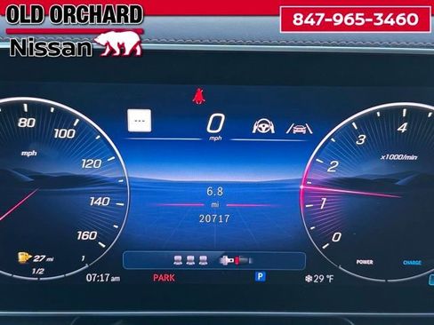 Used 2025 Mercedes-Benz GLC 300 4MATIC w/ AMG Line image 28