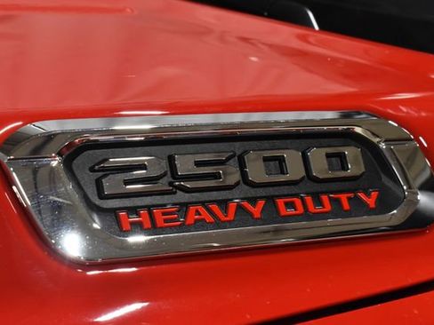 Used 2024 RAM 2500 Big Horn image 32