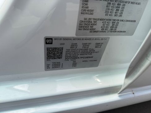 Used 2023 Chevrolet Silverado 1500 Custom image 34