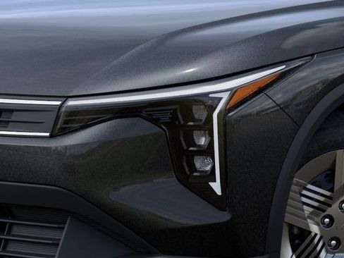 New 2026 Kia K4 FWD image 10