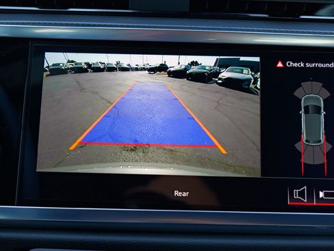 New 2025 Audi Q3 2.0T Premium image 15