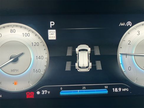 Used 2023 Hyundai Palisade Calligraphy image 14