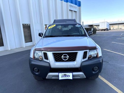 Used 2011 Nissan Xterra S w/ 4X4 Value Package image 2