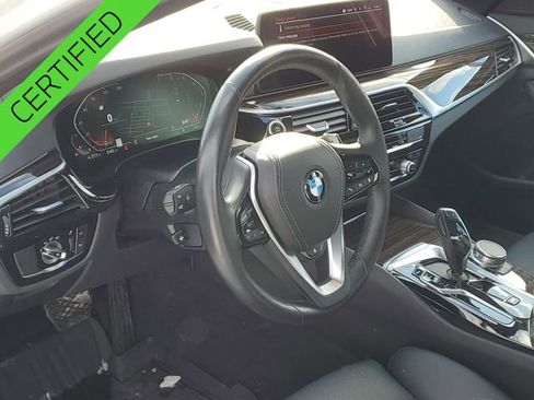 Used 2023 BMW 530i xDrive 530i xDrive w/ Convenience Package image 11