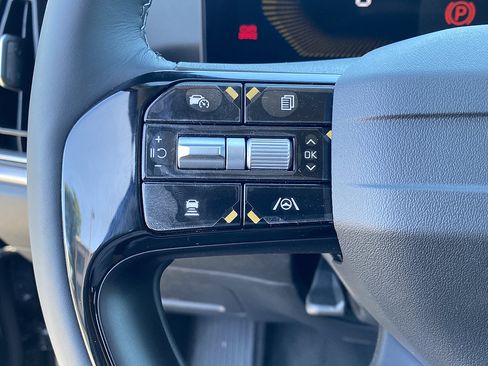 New 2026 Kia Sorento LX FWD image 14