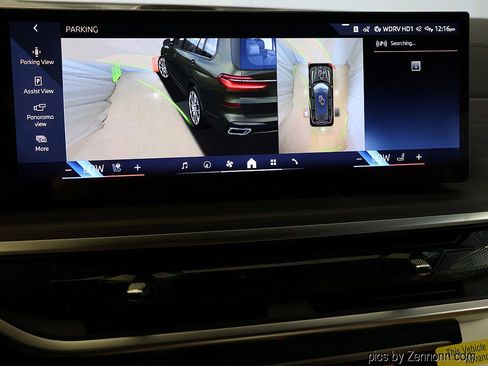 Used 2027 BMW X7 xDrive40i w/ M Sport Package AWD/4WD image 24