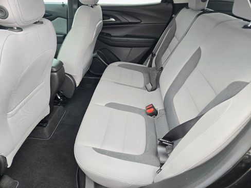 Used 2024 Chevrolet TrailBlazer LT w/ Driver Confidence Package FWD image 11