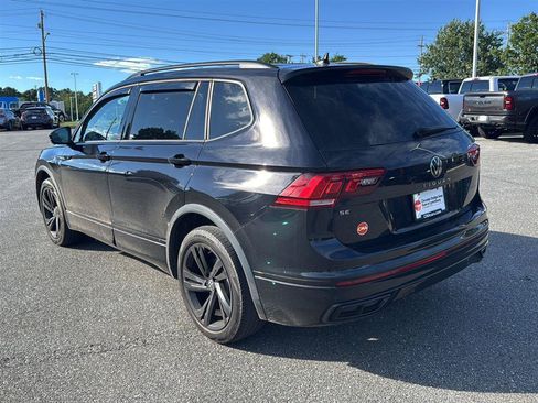 Used 2023 Volkswagen Tiguan SE R-Line FWD image 5