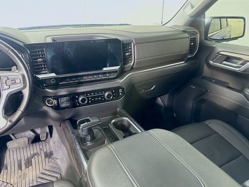 Used 2023 Chevrolet Silverado 1500 LTZ image 19