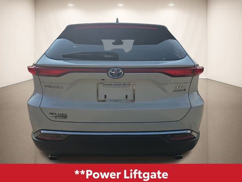 Used 2021 Toyota Venza XLE w/ Softex Package image 5